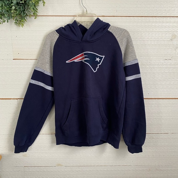 NFL Other - Youth Patriots Hooded Sweatshirt. Size XL. 18/20
